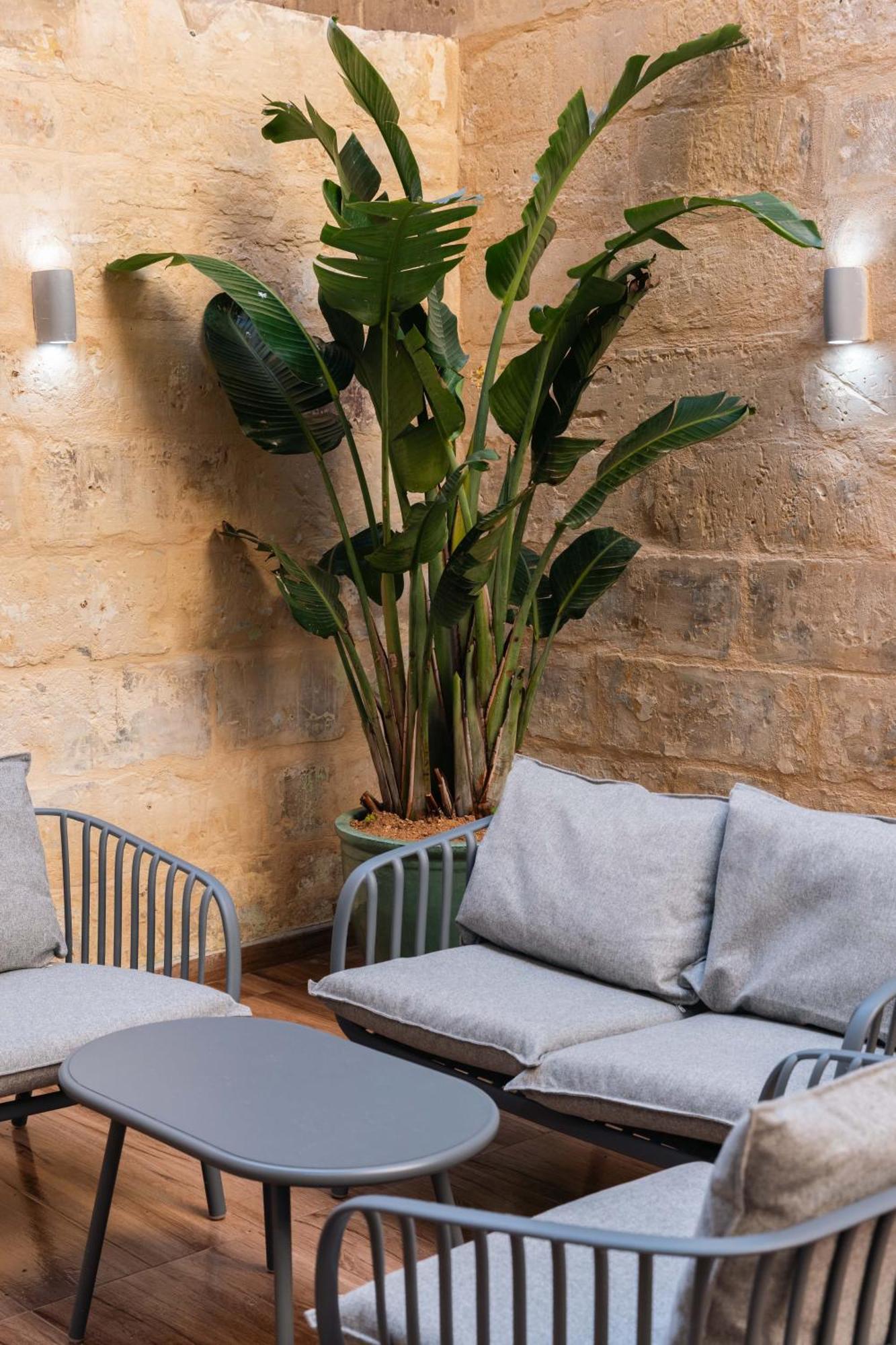 Valletta Waterfront Backyard Flat By Arcobnb Floriana Zewnętrze zdjęcie